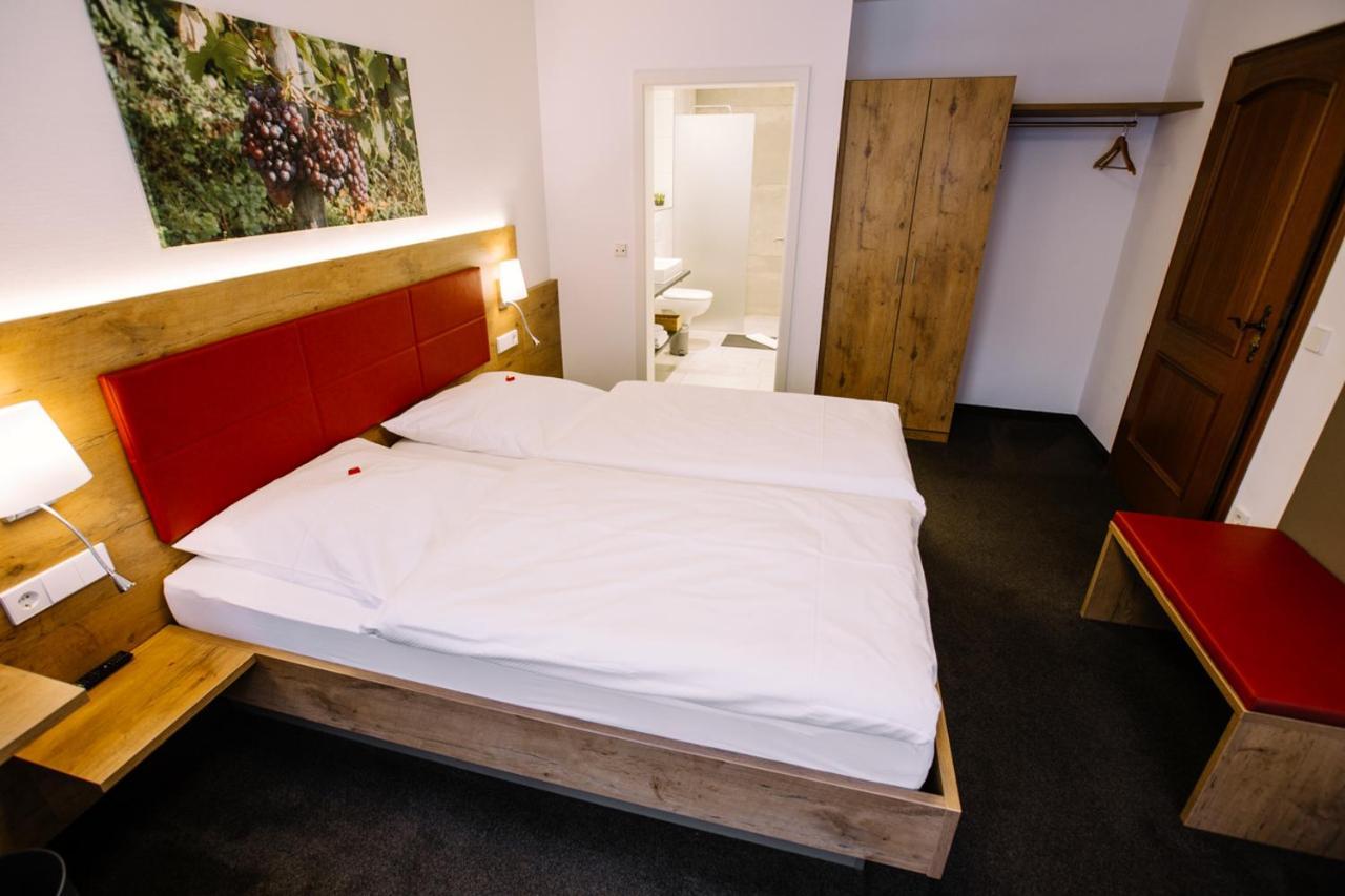 Hotel Restaurant Lamm Rosswag Vaihingen an der Enz Exterior foto