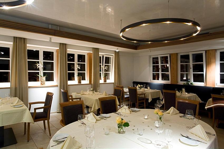 Hotel Restaurant Lamm Rosswag Vaihingen an der Enz Exterior foto